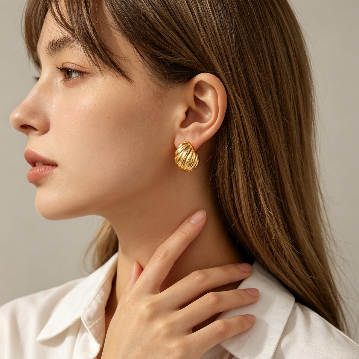 Refined Sculptural Hoop Earrings