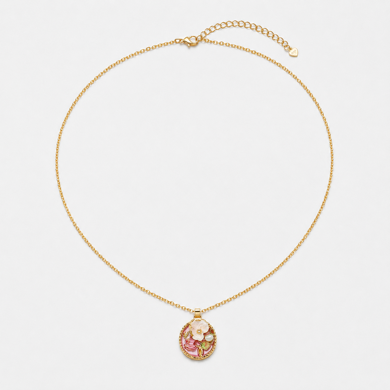 Vintage Oval Pendant Necklace