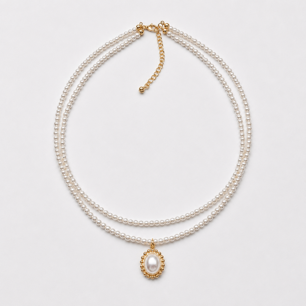 Elegant Layered Pendant Necklace